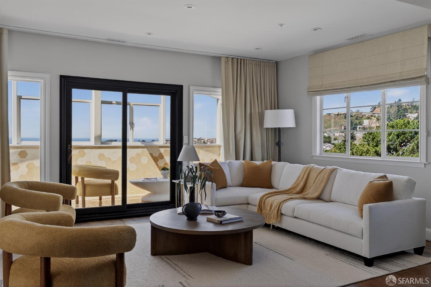 Detail Gallery Image 13 of 40 For 2 Miraloma Dr, San Francisco,  CA 94127 - 5 Beds | 4/2 Baths