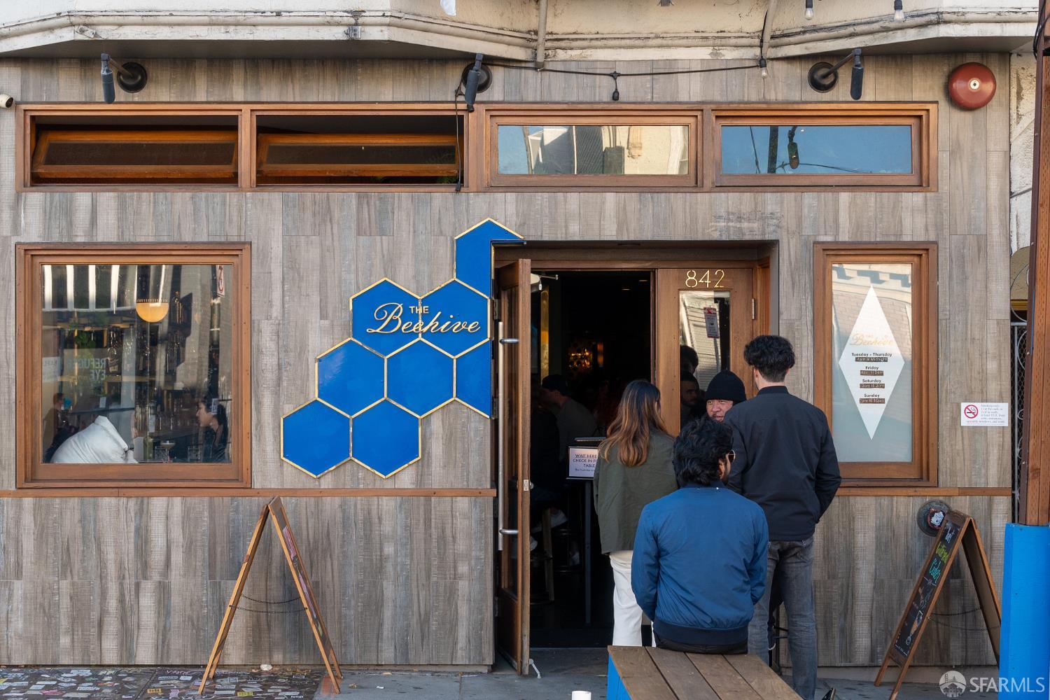 Detail Gallery Image 33 of 38 For 2132 Folsom St #3,  San Francisco,  CA 94110 - 1 Beds | 1/1 Baths