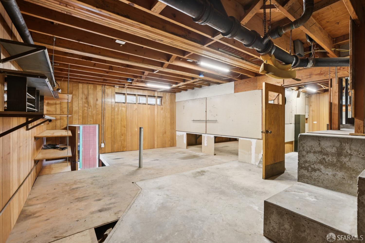 Detail Gallery Image 32 of 47 For 119 Trumbull St, San Francisco,  CA 94112 - 4 Beds | 2 Baths