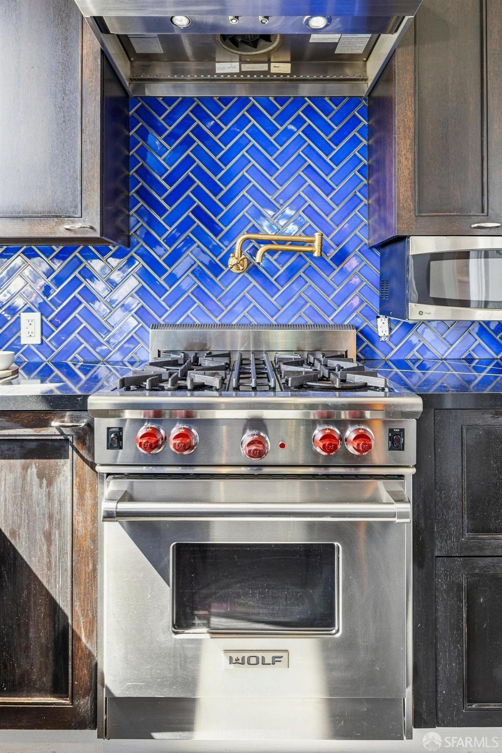 Detail Gallery Image 30 of 76 For 2115 Bush St, San Francisco,  CA 94115 - 4 Beds | 4 Baths