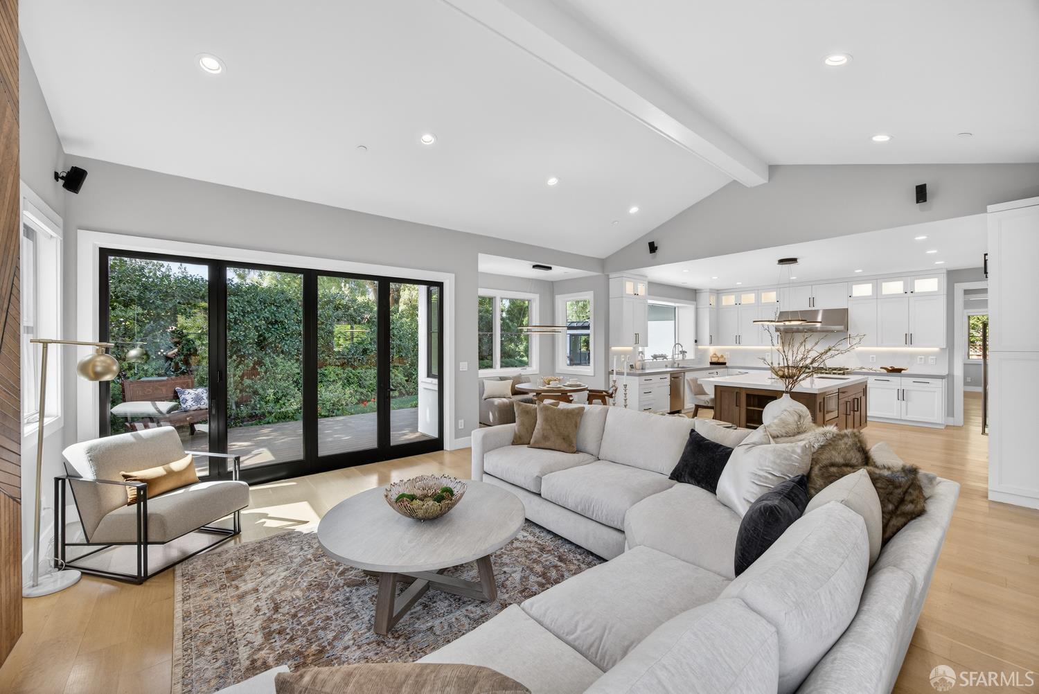 Detail Gallery Image 22 of 97 For 38 Tevis Pl, Palo Alto,  CA 94301 - 5 Beds | 5/1 Baths