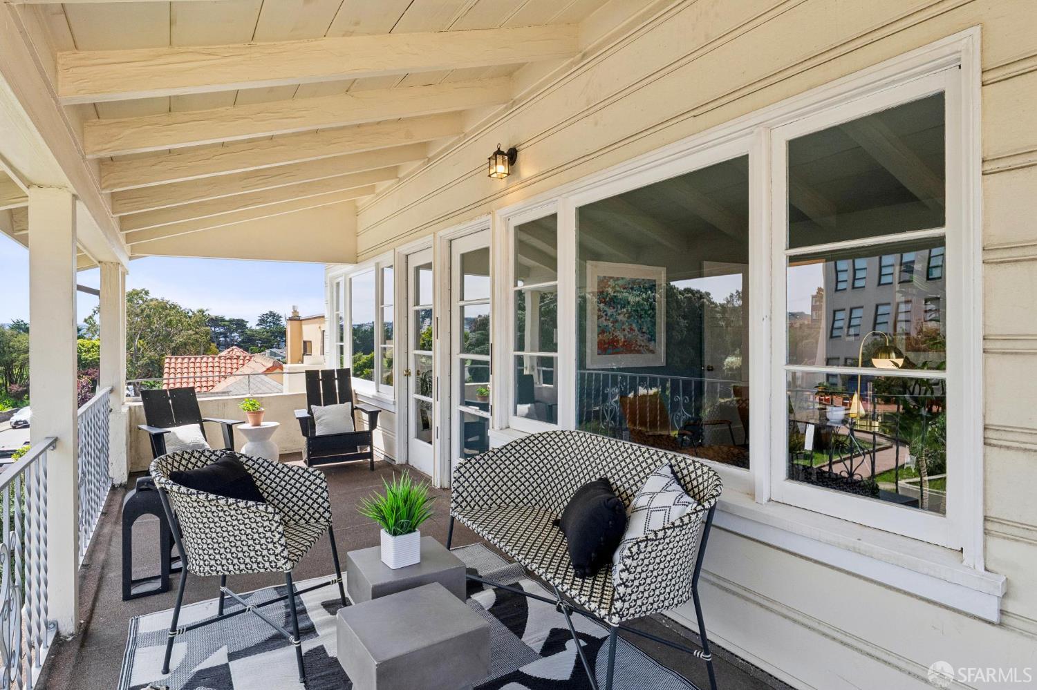 Detail Gallery Image 74 of 98 For 126 Aptos Ave, San Francisco,  CA 94127 - 6 Beds | 3 Baths