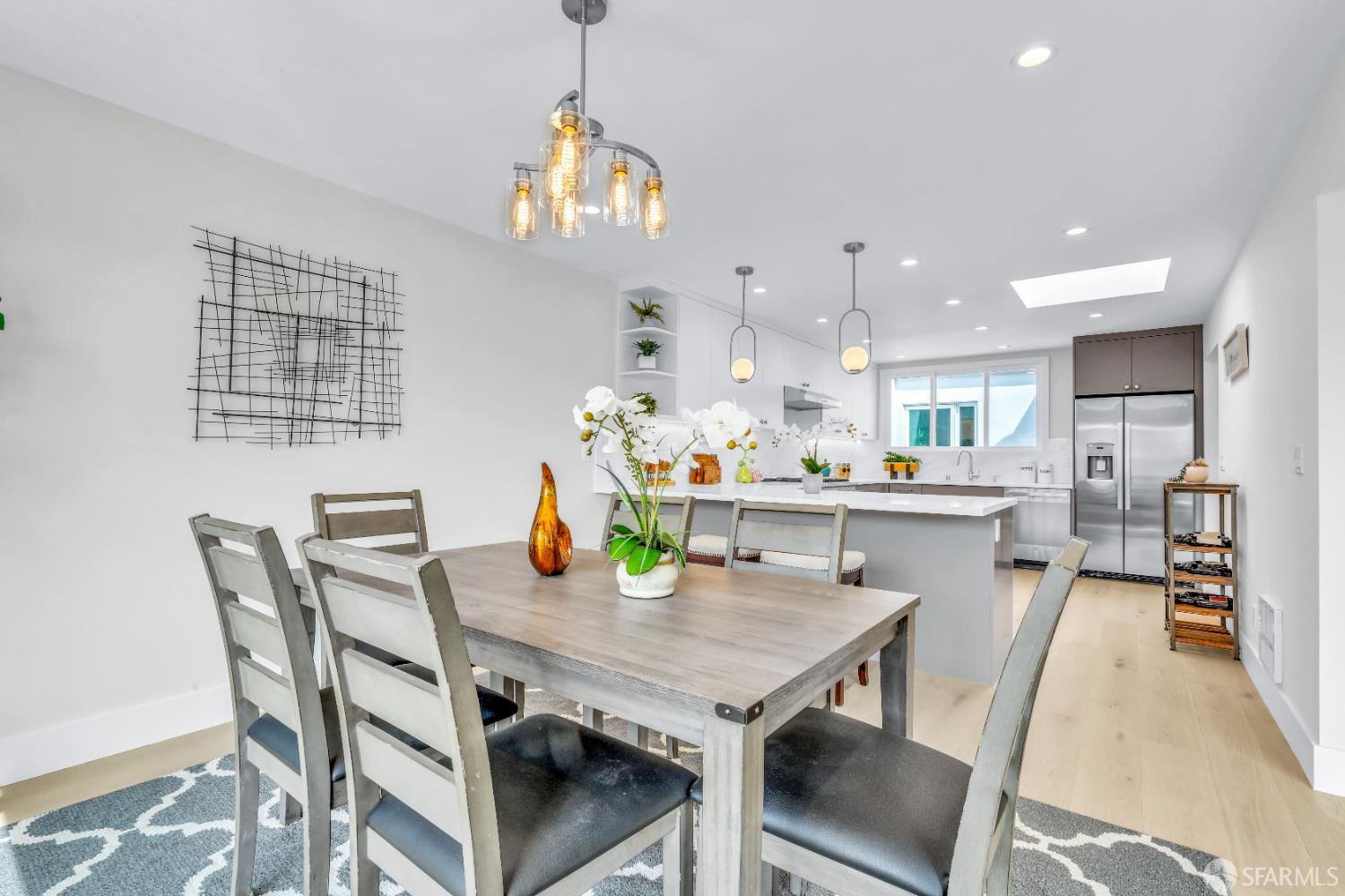 Detail Gallery Image 15 of 55 For 170 Arleta Ave, San Francisco,  CA 94134 - 5 Beds | 4 Baths