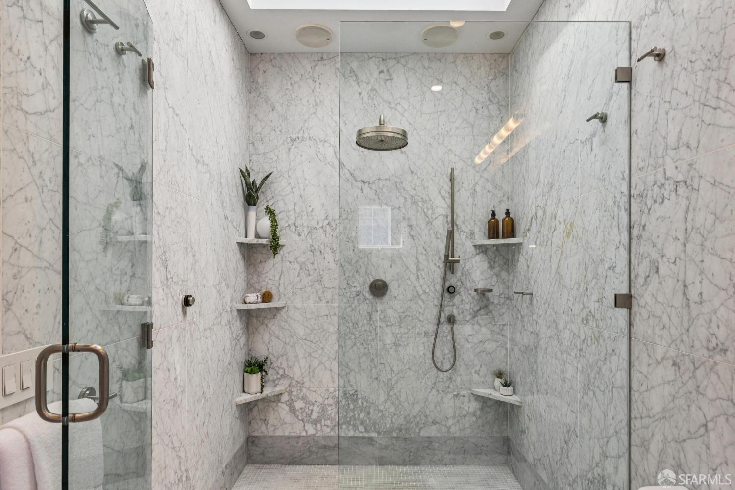 Detail Gallery Image 44 of 76 For 2115 Bush St, San Francisco,  CA 94115 - 4 Beds | 4 Baths