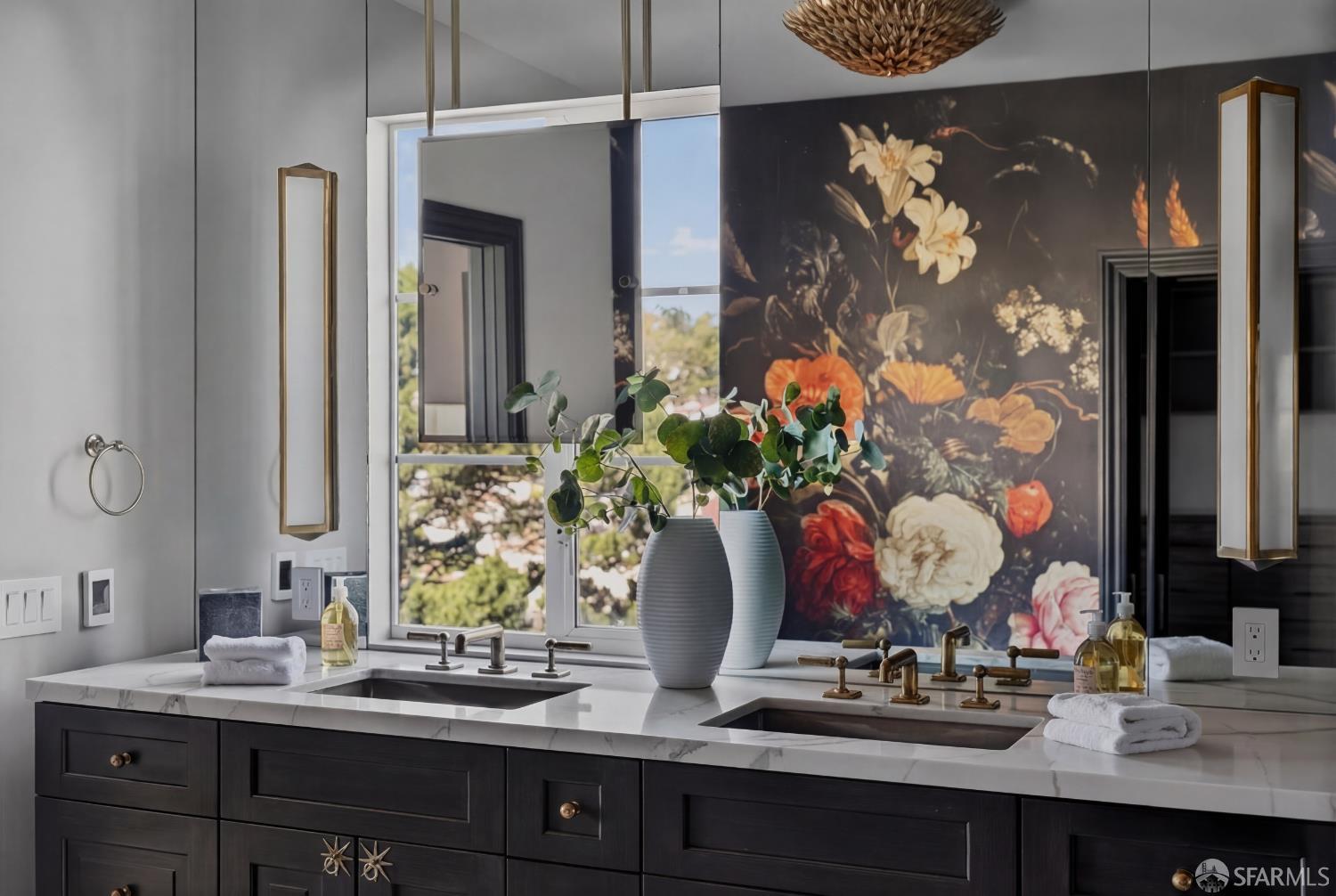 Detail Gallery Image 19 of 40 For 2 Miraloma Dr, San Francisco,  CA 94127 - 5 Beds | 4/2 Baths