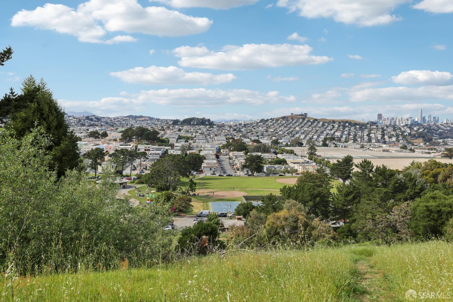 Detail Gallery Image 44 of 47 For 119 Trumbull St, San Francisco,  CA 94112 - 4 Beds | 2 Baths