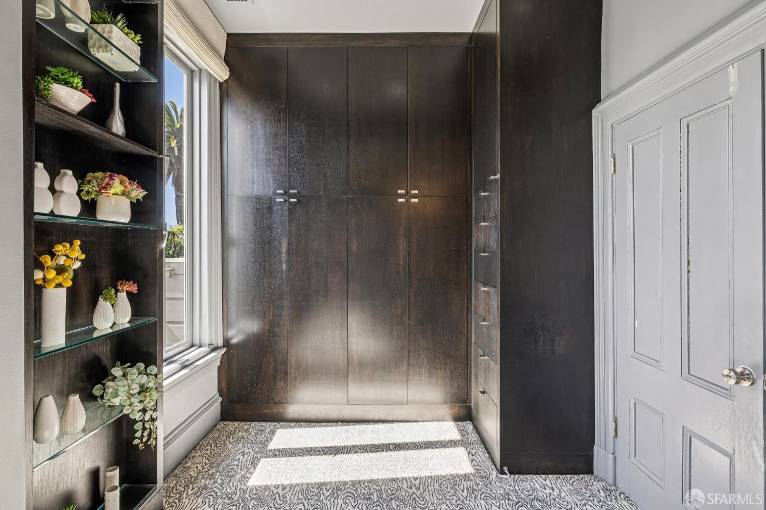 Detail Gallery Image 41 of 76 For 2115 Bush St, San Francisco,  CA 94115 - 4 Beds | 4 Baths