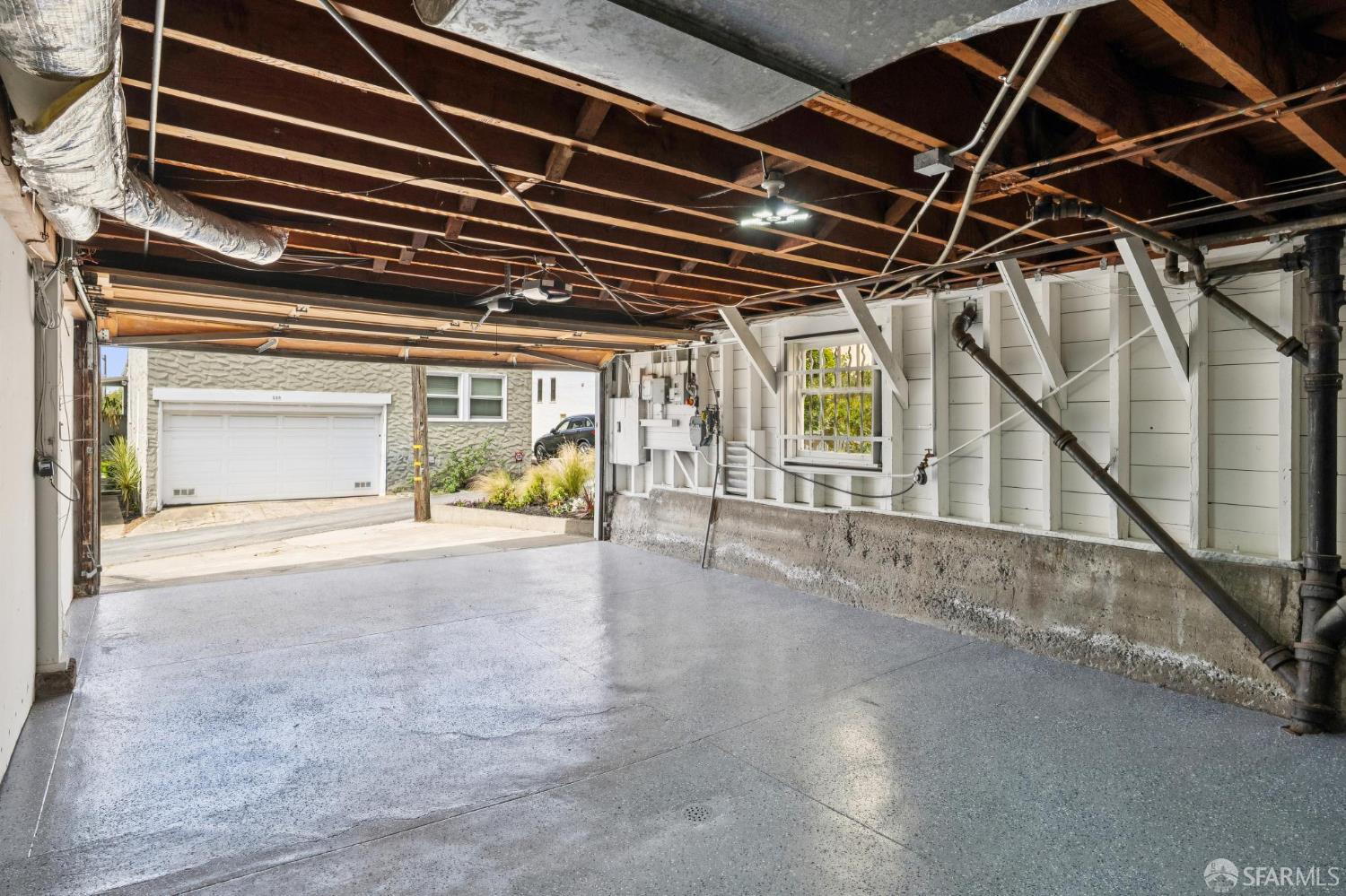 Detail Gallery Image 84 of 98 For 126 Aptos Ave, San Francisco,  CA 94127 - 6 Beds | 3 Baths