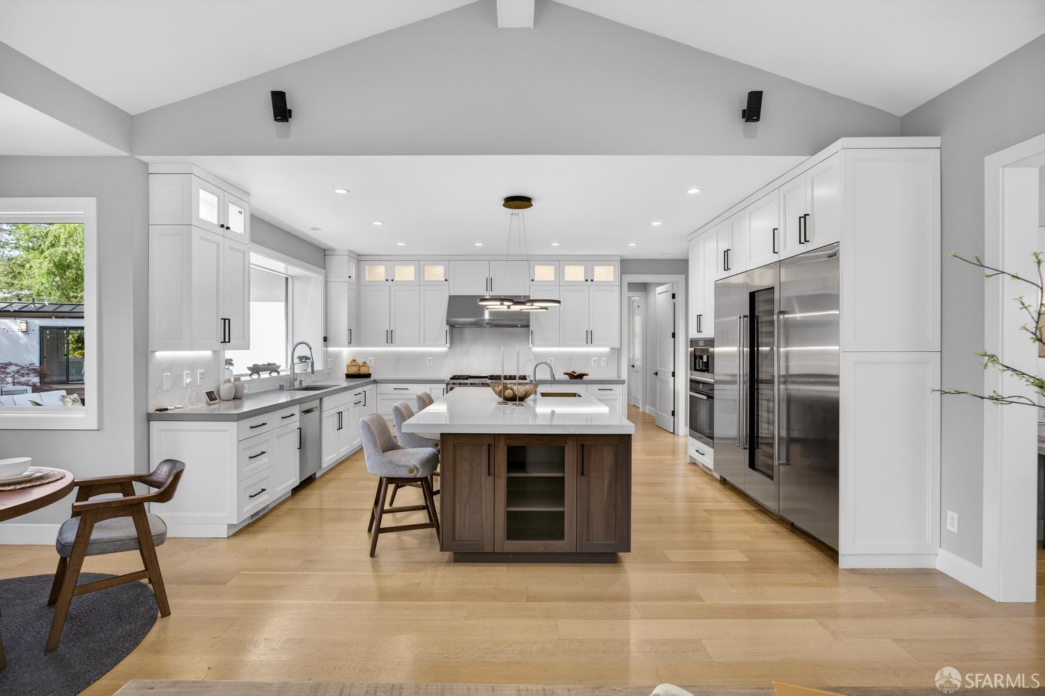 Detail Gallery Image 31 of 97 For 38 Tevis Pl, Palo Alto,  CA 94301 - 5 Beds | 5/1 Baths