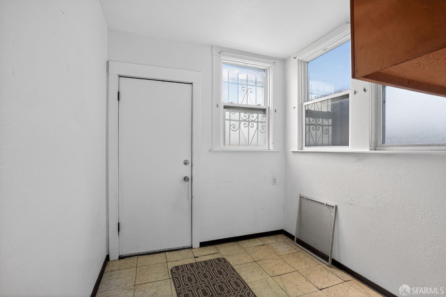 Detail Gallery Image 7 of 30 For 40 Acton St, Daly City,  CA 94014 - 2 Beds | 1 Baths