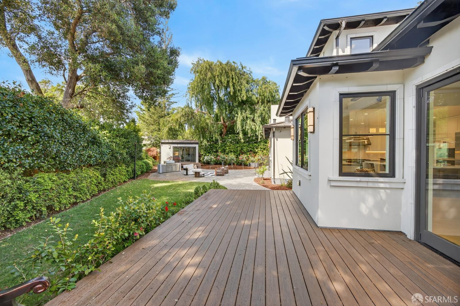 Detail Gallery Image 74 of 97 For 38 Tevis Pl, Palo Alto,  CA 94301 - 5 Beds | 5/1 Baths