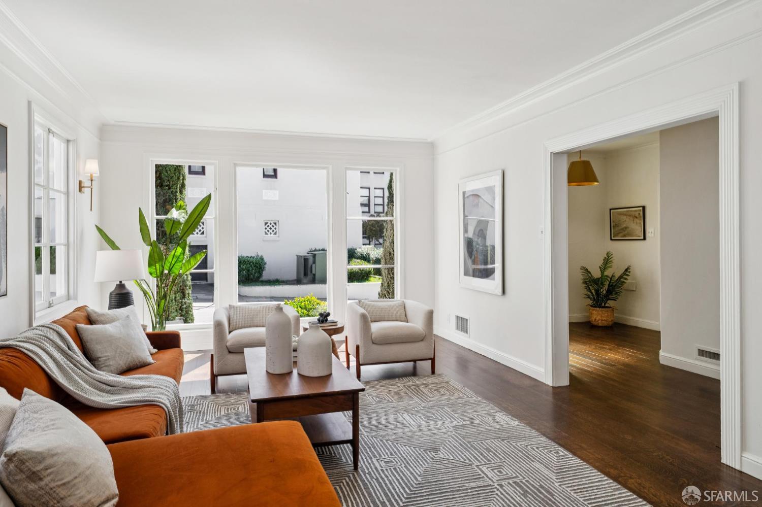 Detail Gallery Image 24 of 98 For 126 Aptos Ave, San Francisco,  CA 94127 - 6 Beds | 3 Baths