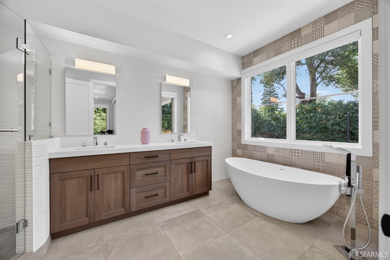 Detail Gallery Image 43 of 97 For 38 Tevis Pl, Palo Alto,  CA 94301 - 5 Beds | 5/1 Baths