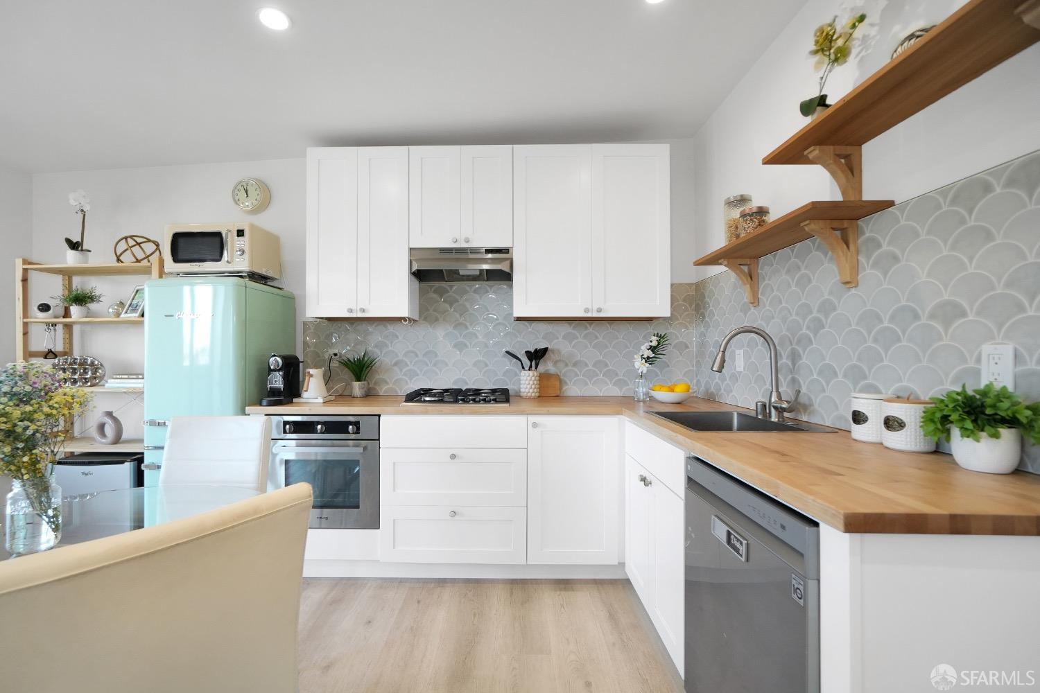 Detail Gallery Image 11 of 26 For 701 Hampshire St #5,  San Francisco,  CA 94110 - 1 Beds | 1 Baths