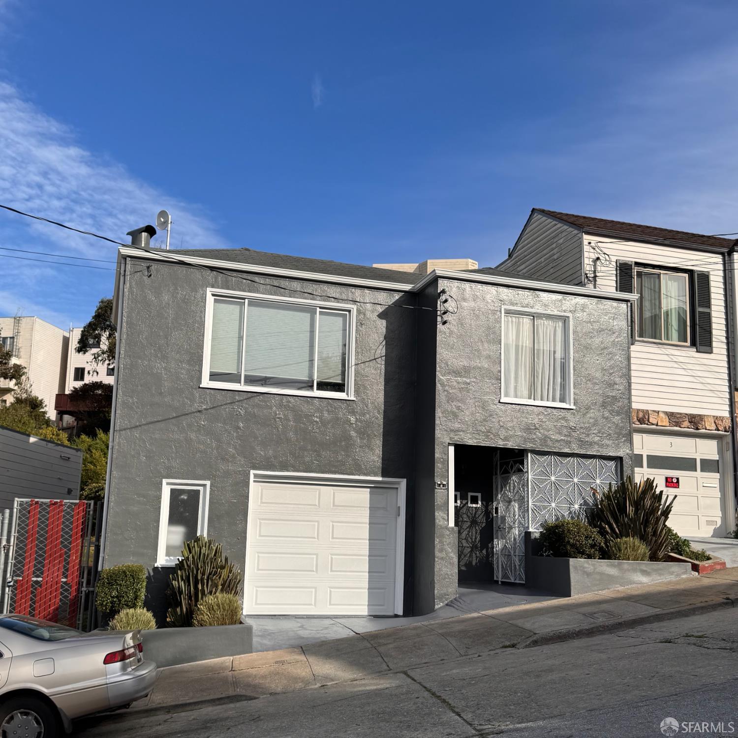 Front Image Thumbnail for SF426118729