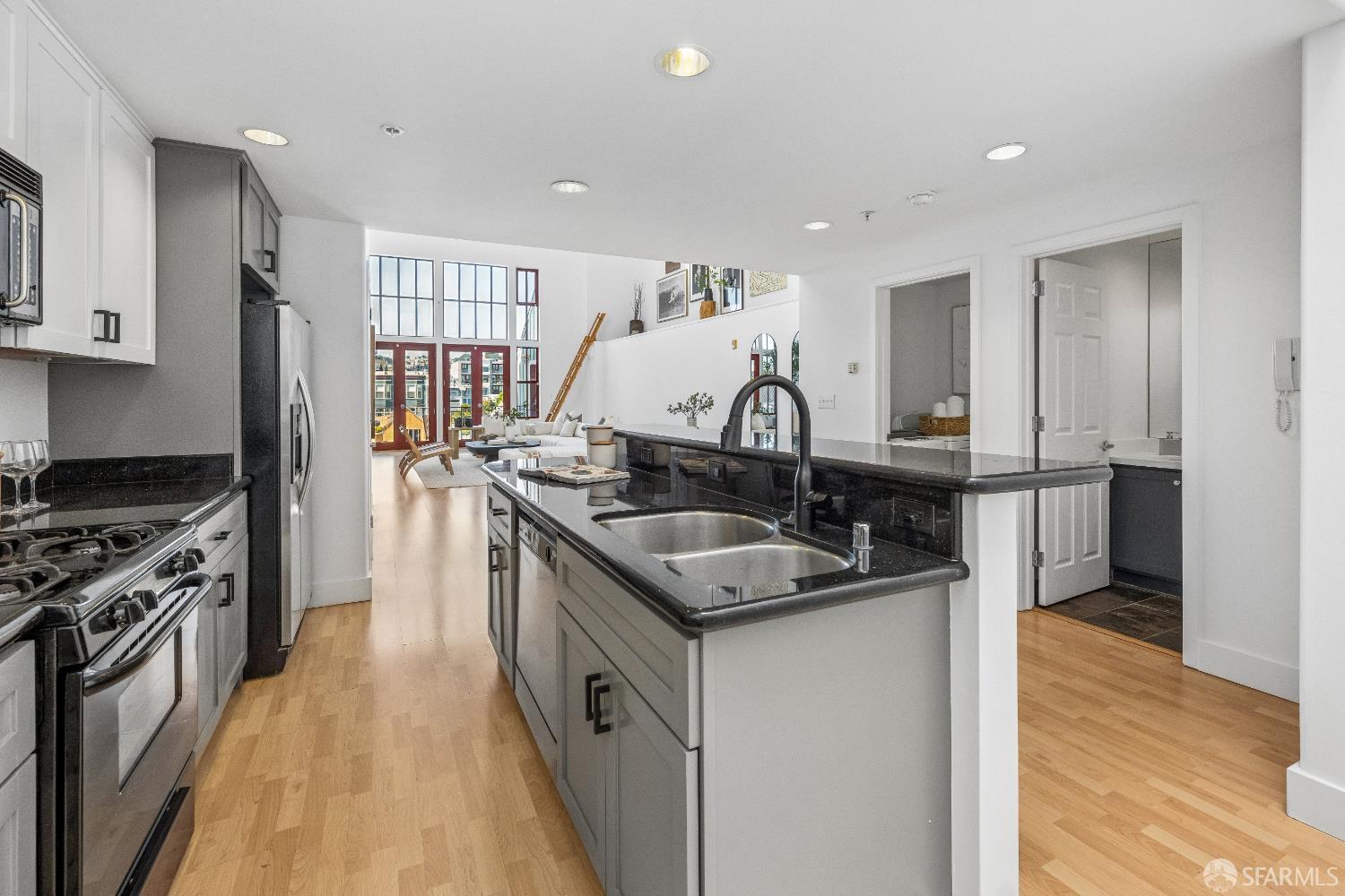 Detail Gallery Image 15 of 38 For 2132 Folsom St #3,  San Francisco,  CA 94110 - 1 Beds | 1/1 Baths