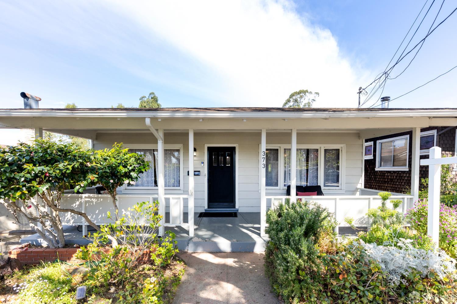 Detail Gallery Image 60 of 60 For 373 Moraga Ave, Piedmont,  CA 94611 - 4 Beds | 2 Baths