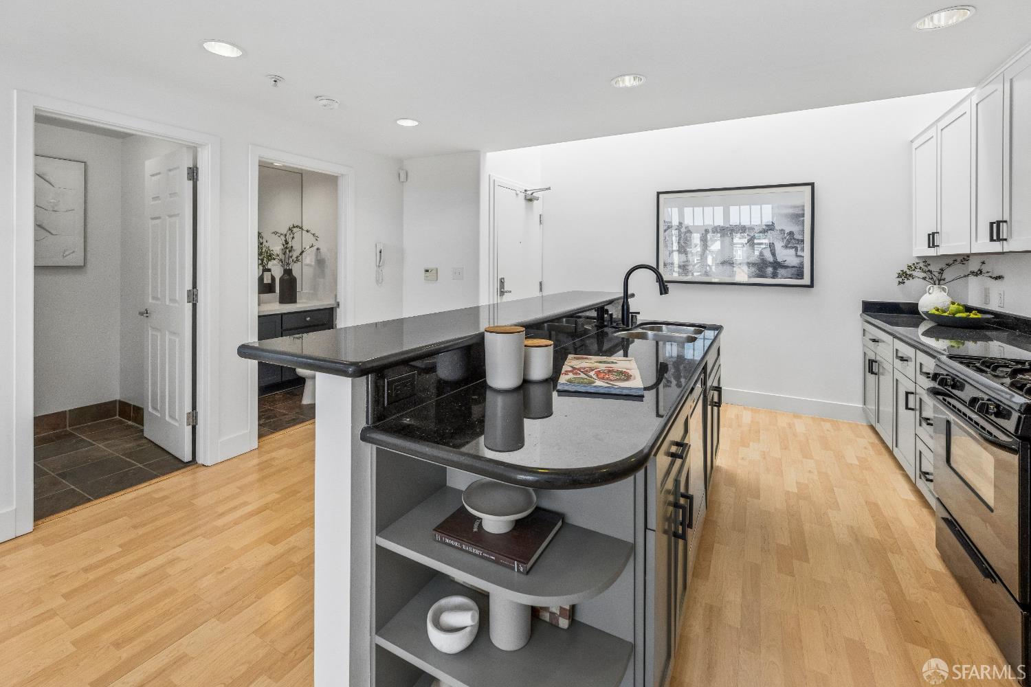 Detail Gallery Image 13 of 38 For 2132 Folsom St #3,  San Francisco,  CA 94110 - 1 Beds | 1/1 Baths