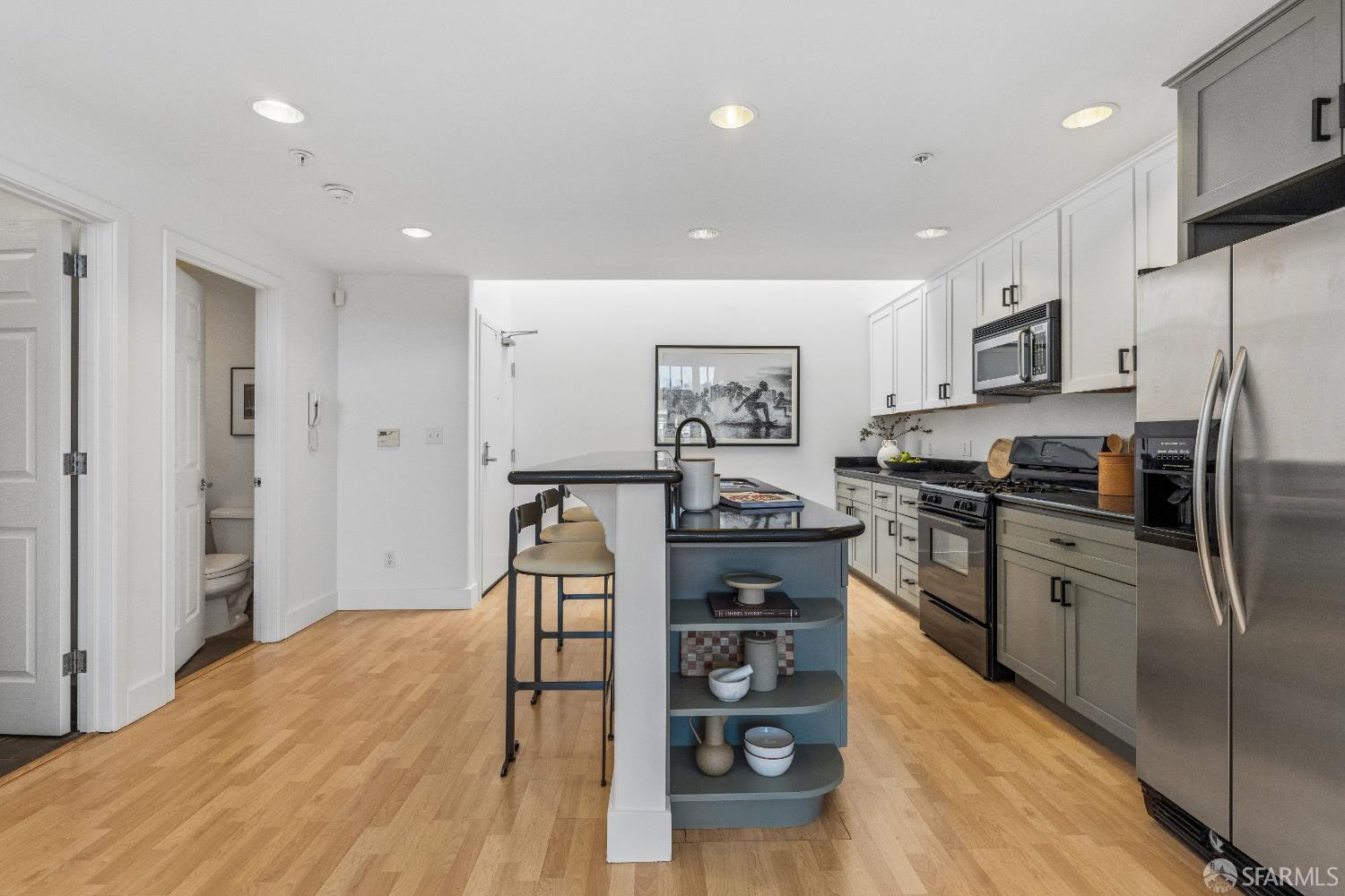 Detail Gallery Image 11 of 38 For 2132 Folsom St #3,  San Francisco,  CA 94110 - 1 Beds | 1/1 Baths