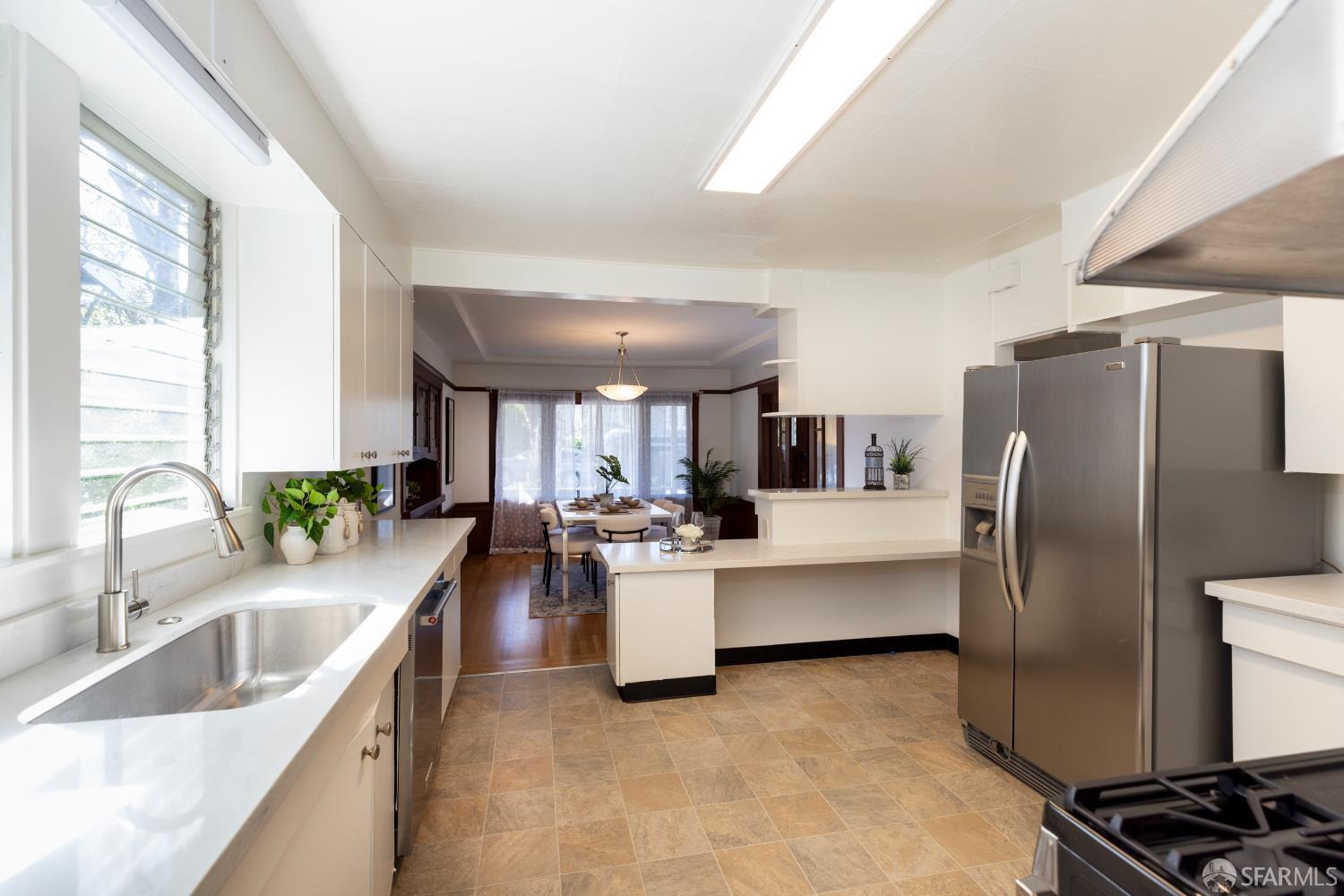 Detail Gallery Image 15 of 60 For 373 Moraga Ave, Piedmont,  CA 94611 - 4 Beds | 2 Baths