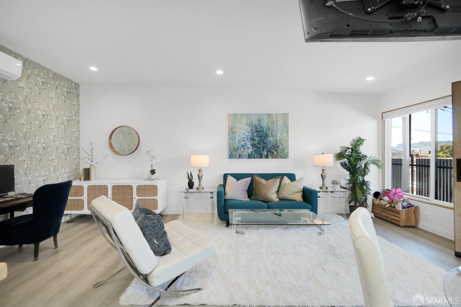 Detail Gallery Image 8 of 26 For 701 Hampshire St #5,  San Francisco,  CA 94110 - 1 Beds | 1 Baths