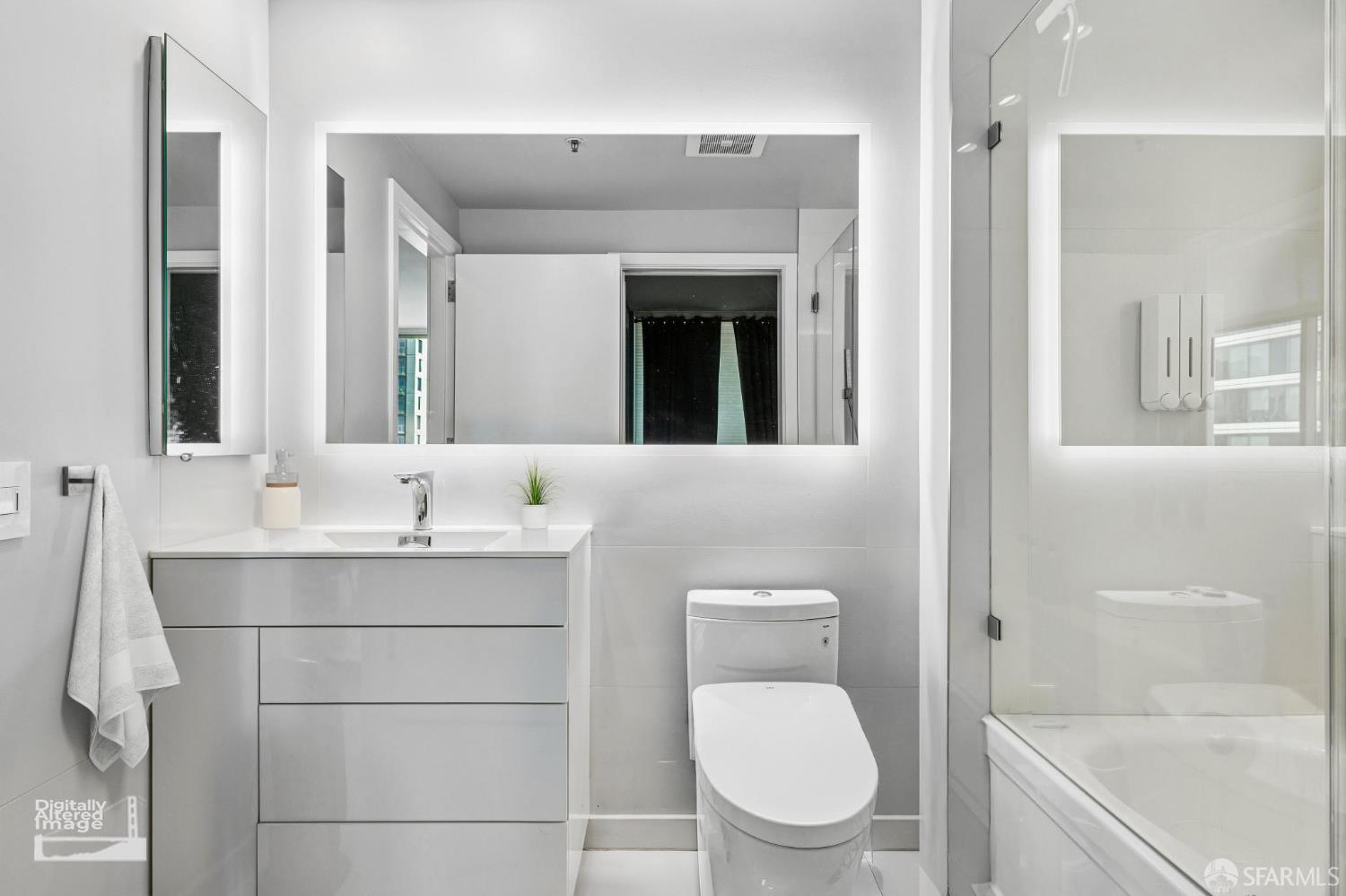 Photo #8: 426108033 Listing: Photo #8