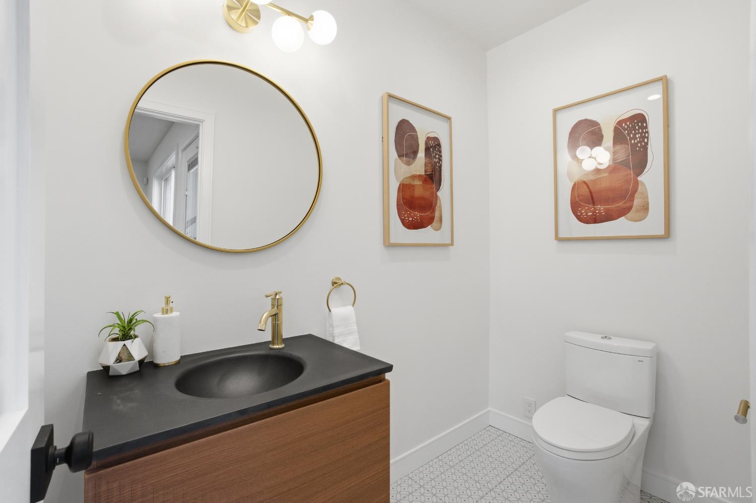 Detail Gallery Image 28 of 75 For 511 Edinburgh St, San Francisco,  CA 94112 - 4 Beds | 4/1 Baths