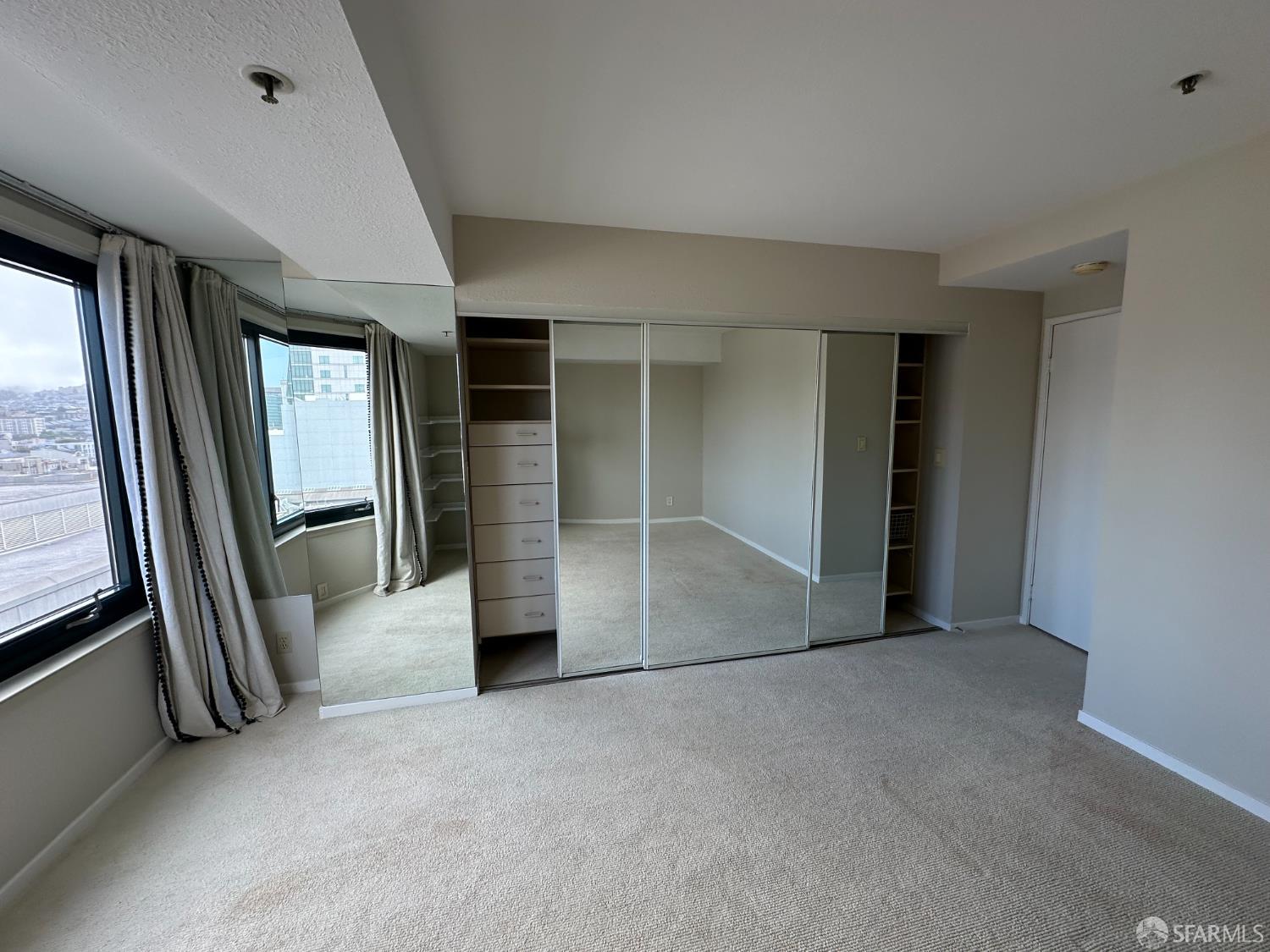 Photo #13: 426119170 Listing: Photo #13