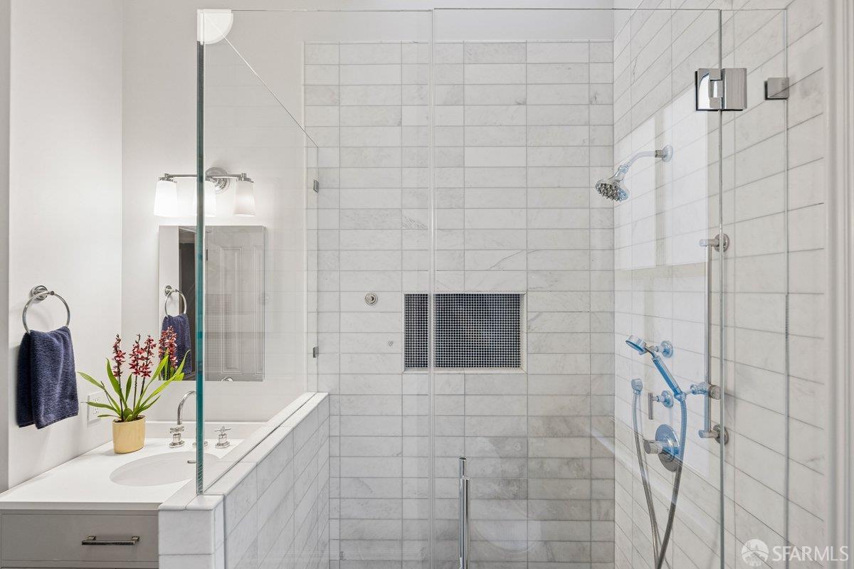 Detail Gallery Image 72 of 99 For 7 Broderick St, San Francisco,  CA 94117 - 4 Beds | 3/1 Baths