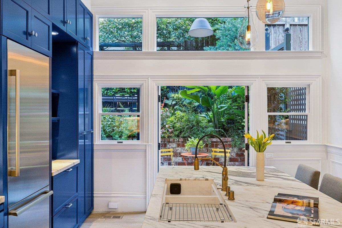 Detail Gallery Image 43 of 99 For 7 Broderick St, San Francisco,  CA 94117 - 4 Beds | 3/1 Baths