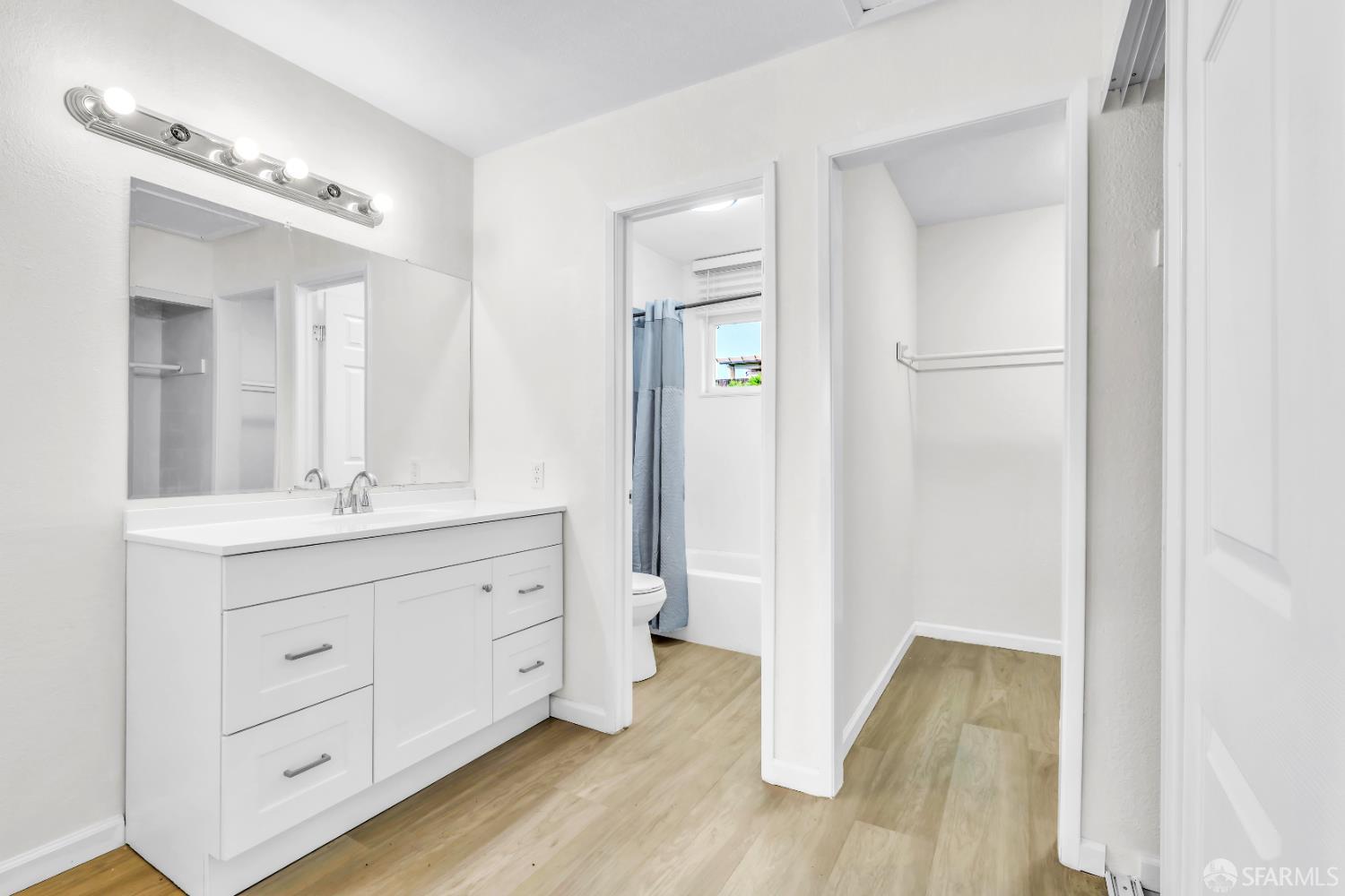 Detail Gallery Image 29 of 39 For 3724 Carol St, Pinole,  CA 94564 - 4 Beds | 2/1 Baths