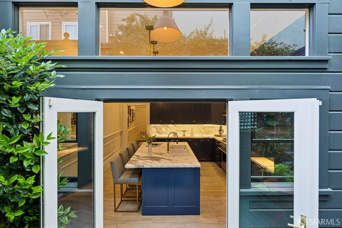 Detail Gallery Image 84 of 99 For 7 Broderick St, San Francisco,  CA 94117 - 4 Beds | 3/1 Baths