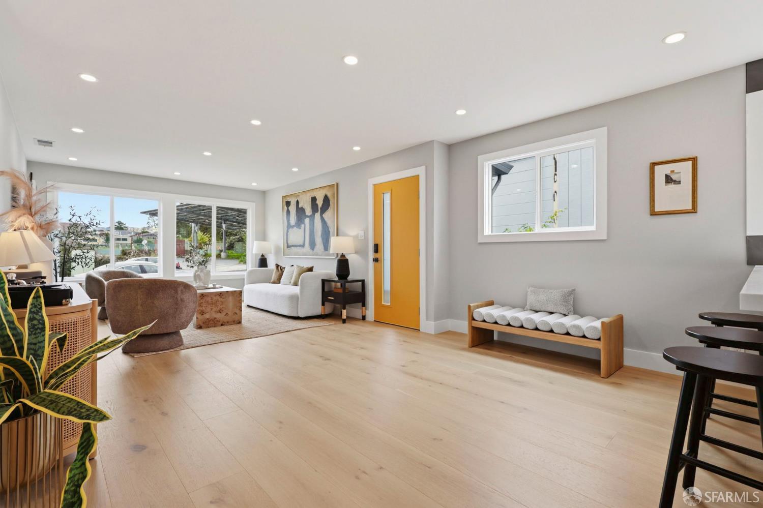 Detail Gallery Image 9 of 54 For 70 Margate St, Daly City,  CA 94015 - 3 Beds | 2 Baths