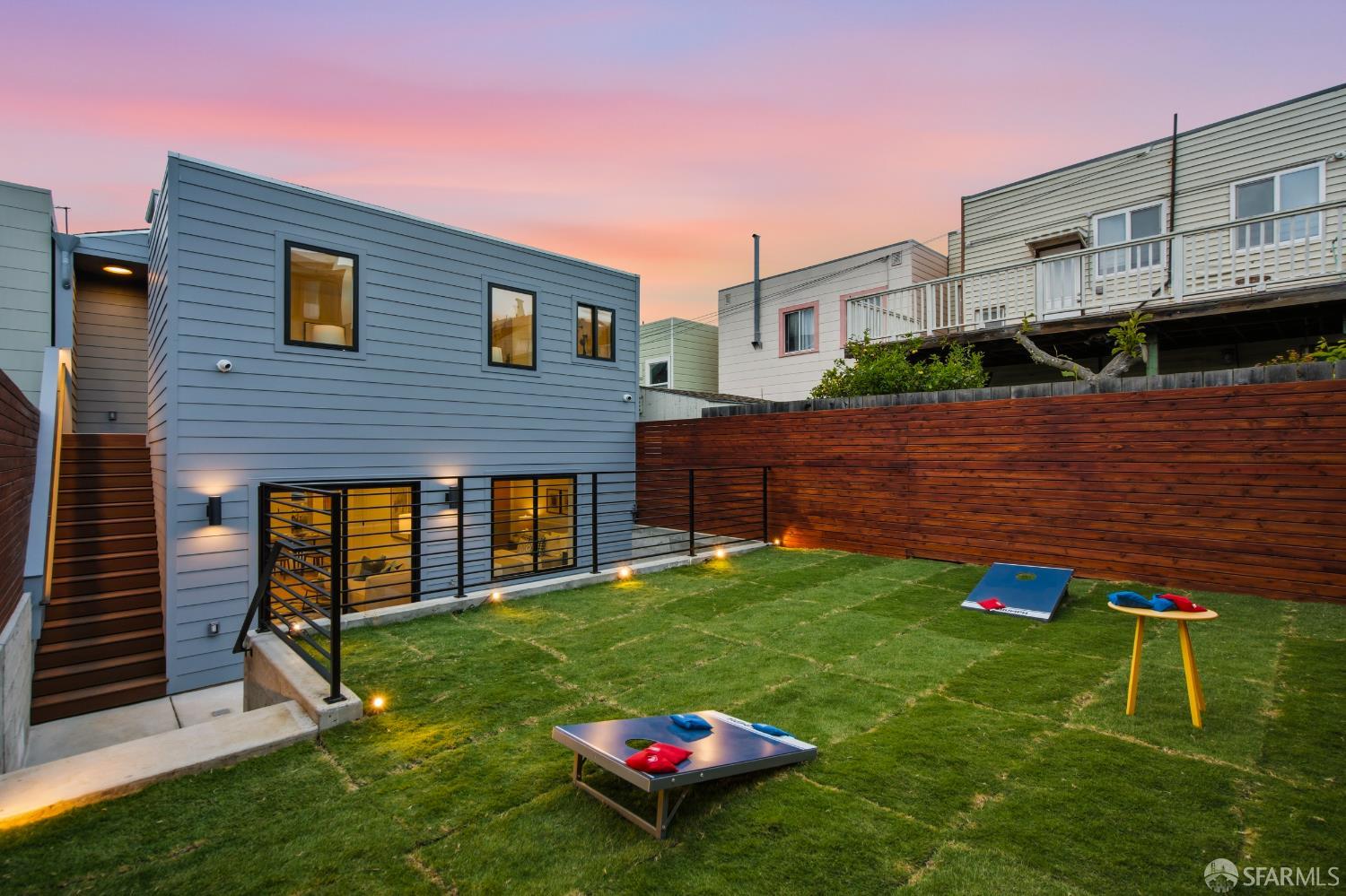 Detail Gallery Image 70 of 75 For 511 Edinburgh St, San Francisco,  CA 94112 - 4 Beds | 4/1 Baths