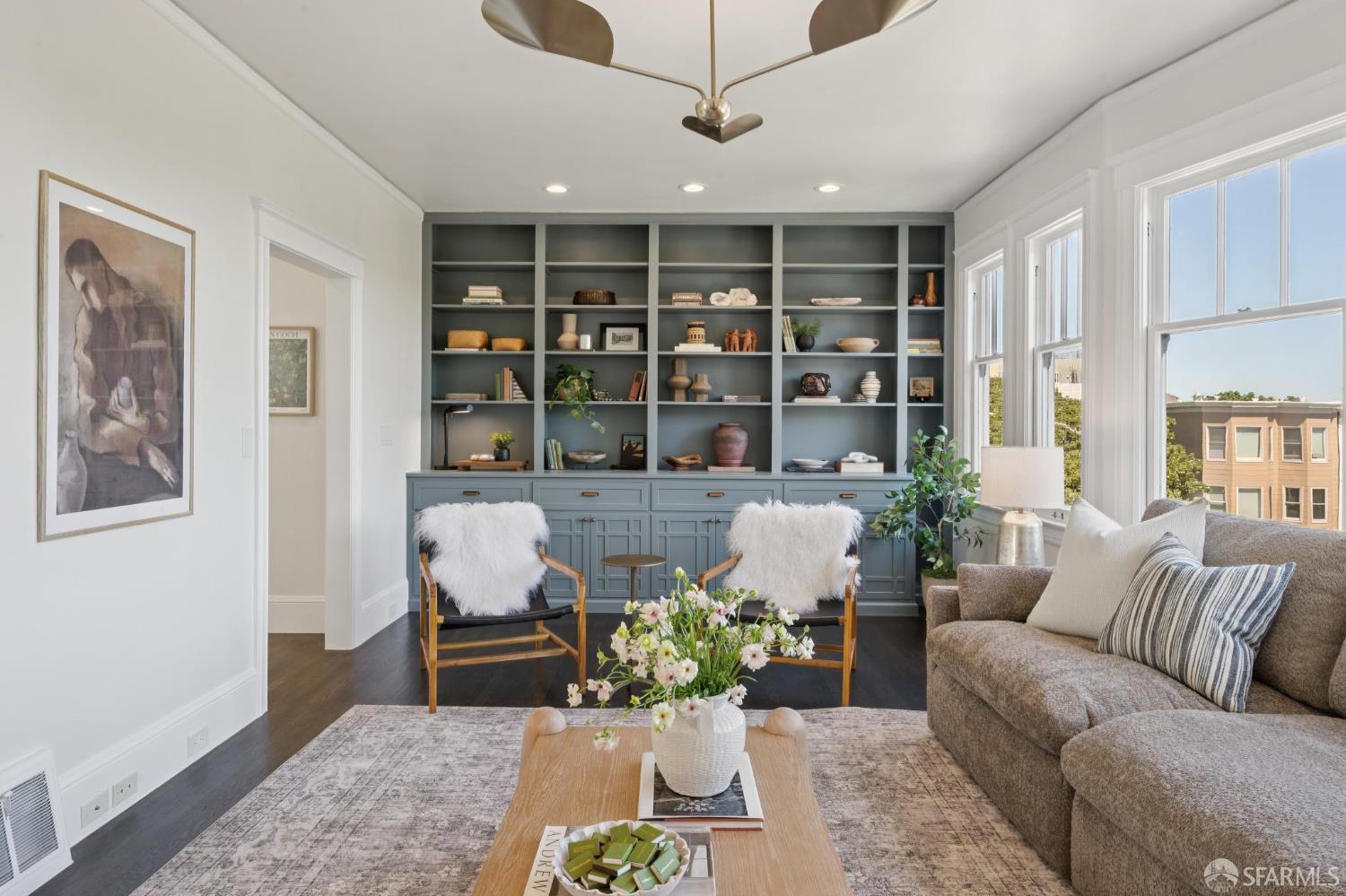 Photo #3: 426113044 Listing: Photo #3