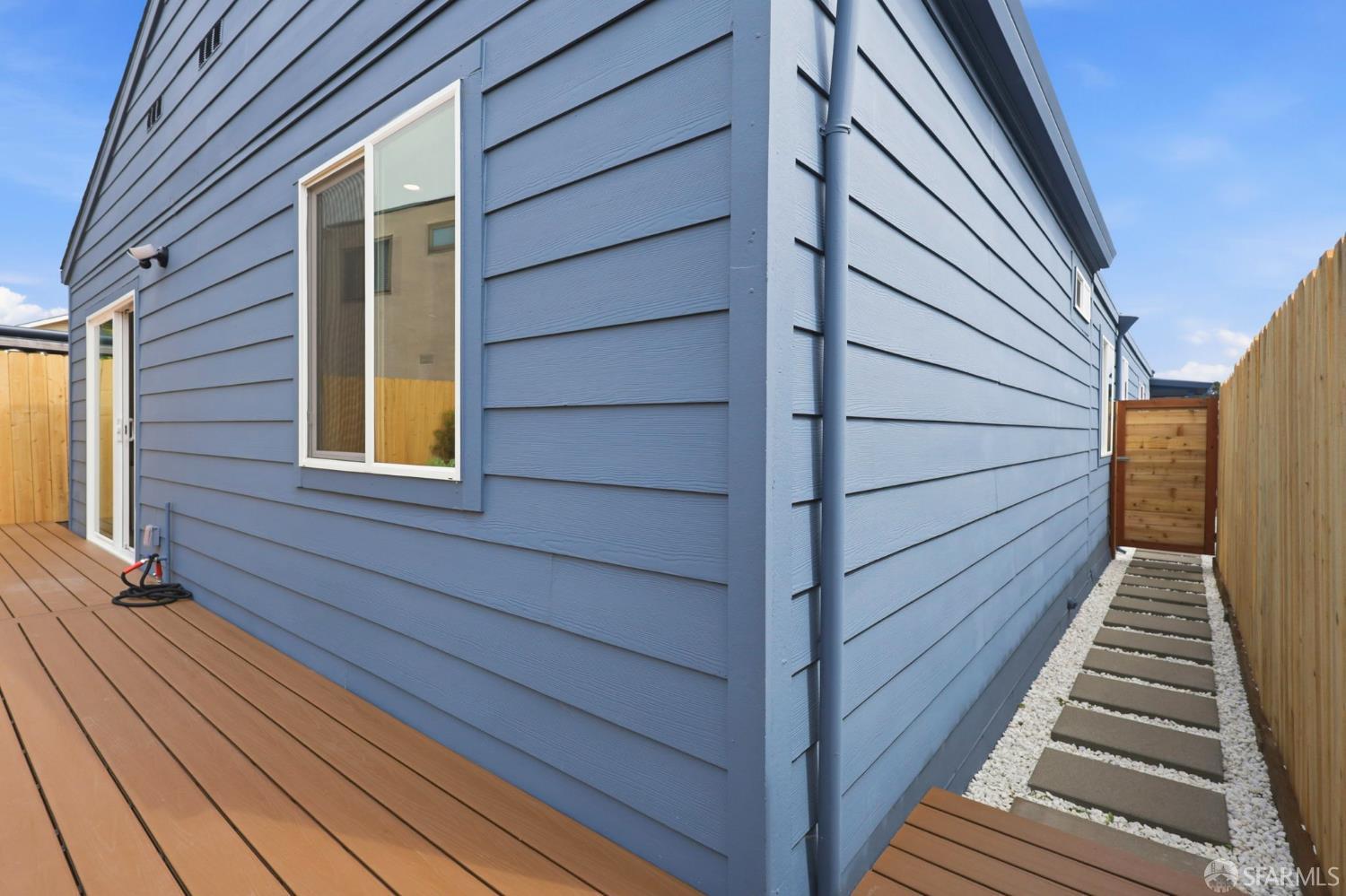 Detail Gallery Image 35 of 54 For 70 Margate St, Daly City,  CA 94015 - 3 Beds | 2 Baths