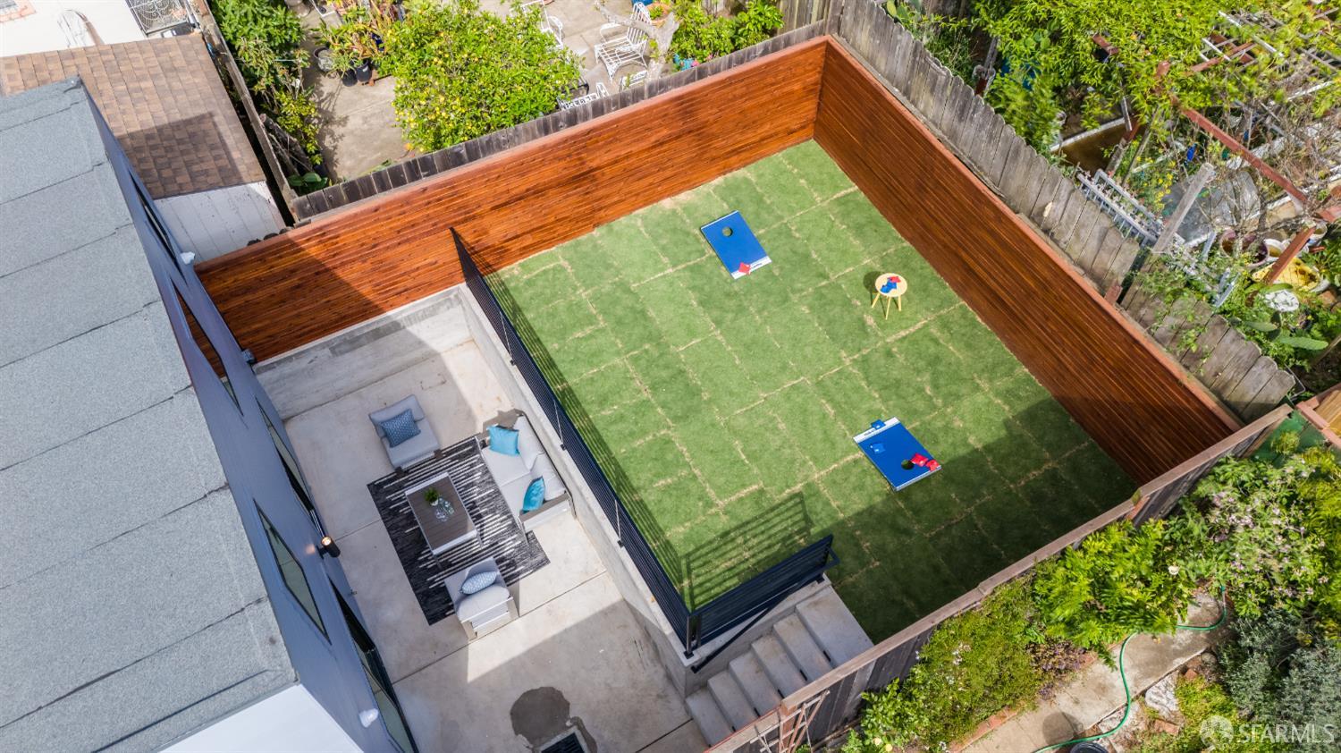 Detail Gallery Image 73 of 75 For 511 Edinburgh St, San Francisco,  CA 94112 - 4 Beds | 4/1 Baths