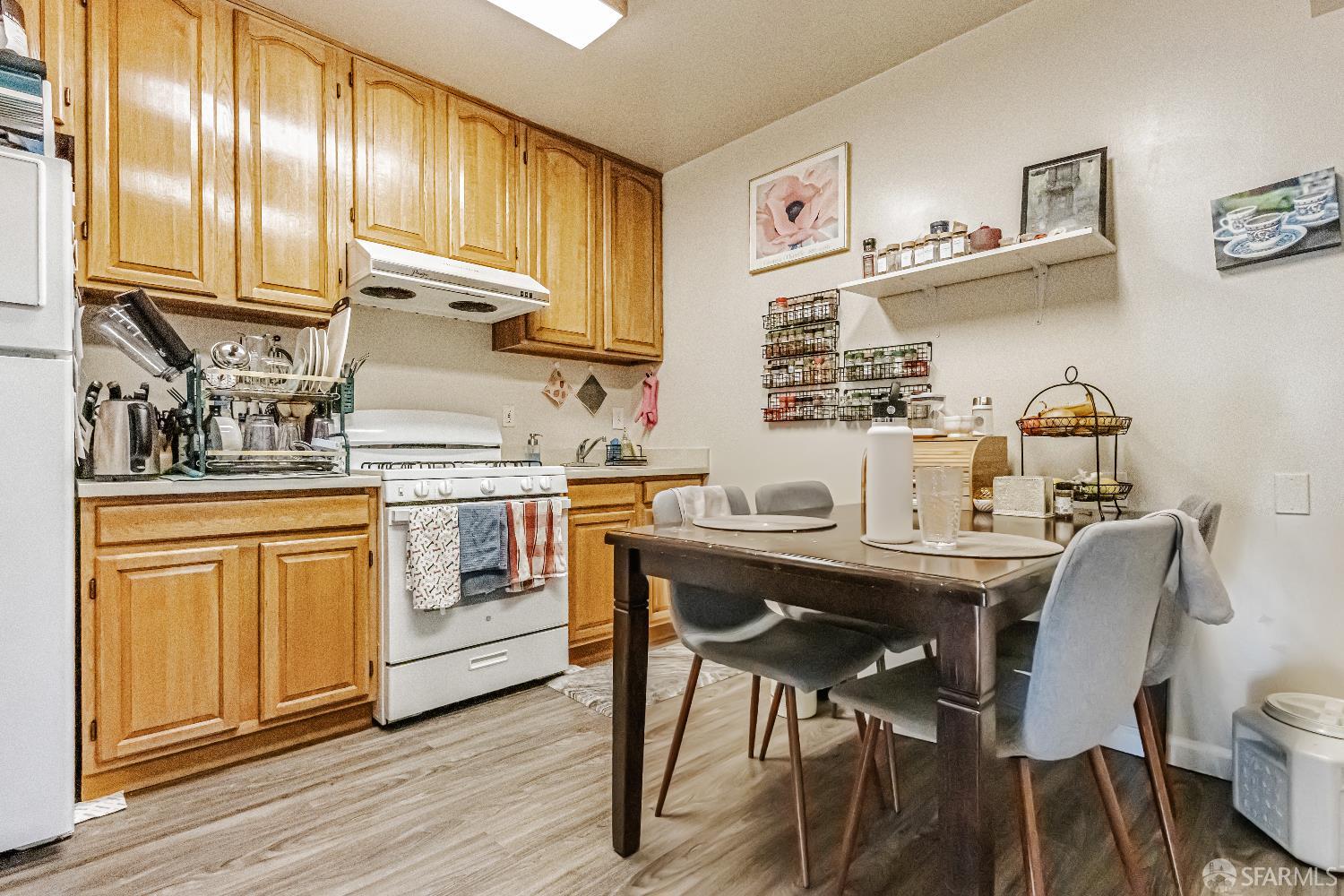 Detail Gallery Image 12 of 17 For 2916 Gough St, San Francisco,  CA 94123 - – Beds | – Baths