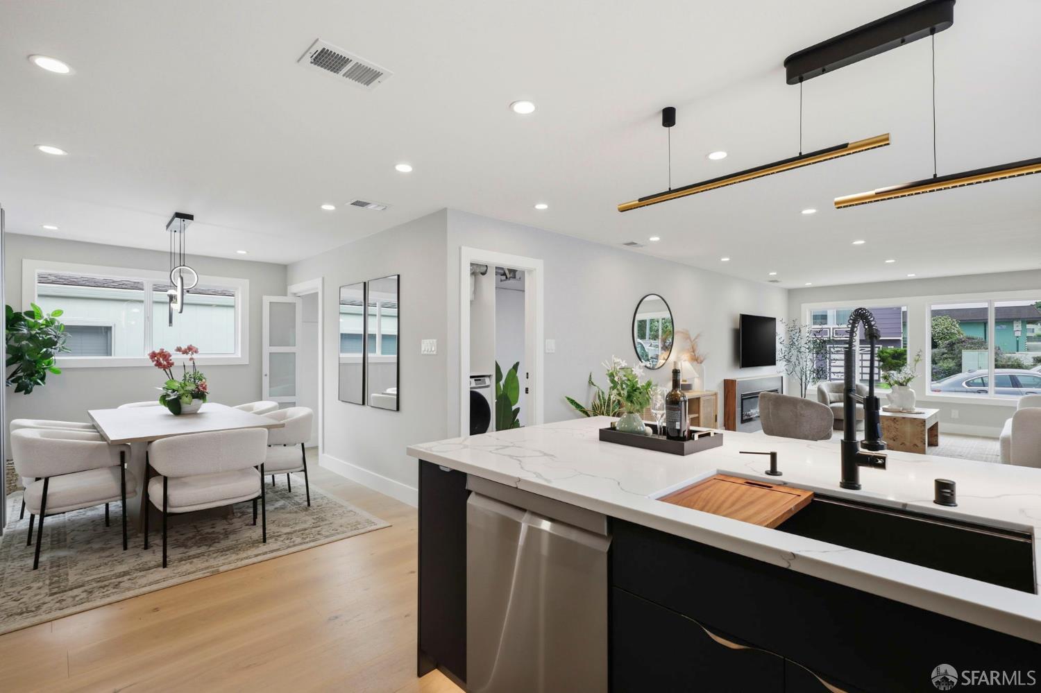 Detail Gallery Image 15 of 54 For 70 Margate St, Daly City,  CA 94015 - 3 Beds | 2 Baths