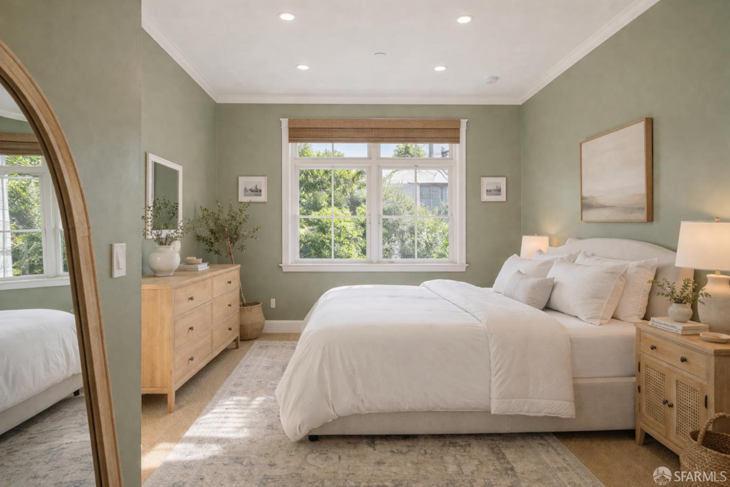 Detail Gallery Image 16 of 30 For 1863 Filbert St, San Francisco,  CA 94123 - 4 Beds | 2/2 Baths