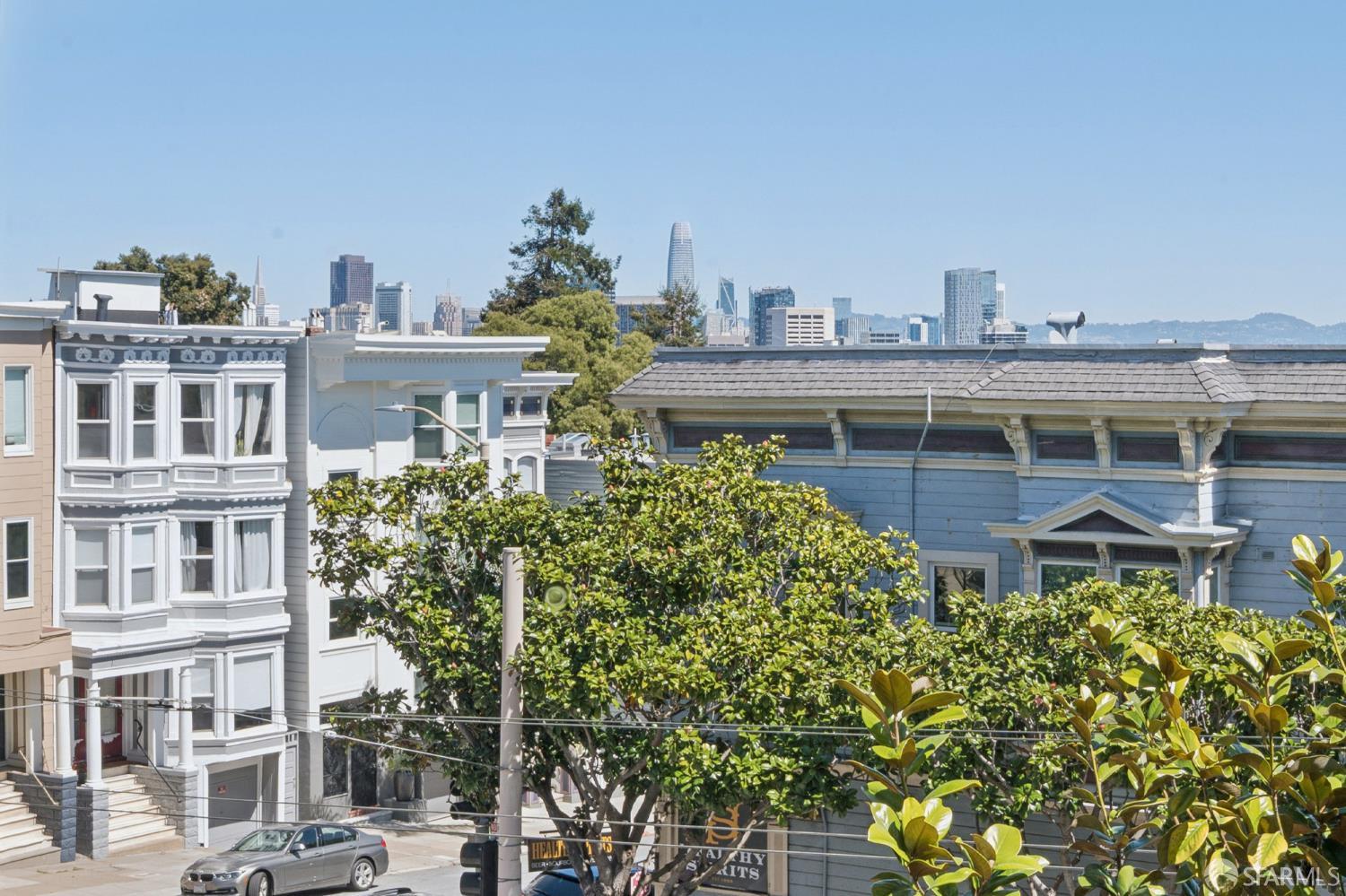 Photo #4: 426113044 Listing: Photo #4