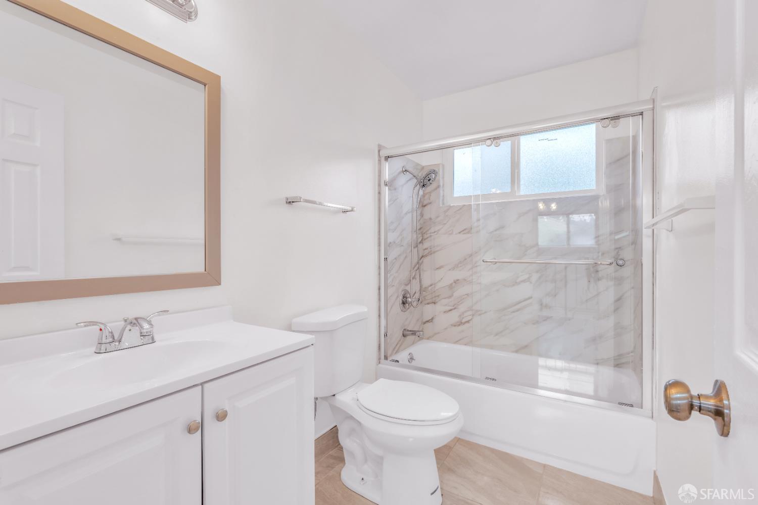 Detail Gallery Image 23 of 39 For 3724 Carol St, Pinole,  CA 94564 - 4 Beds | 2/1 Baths