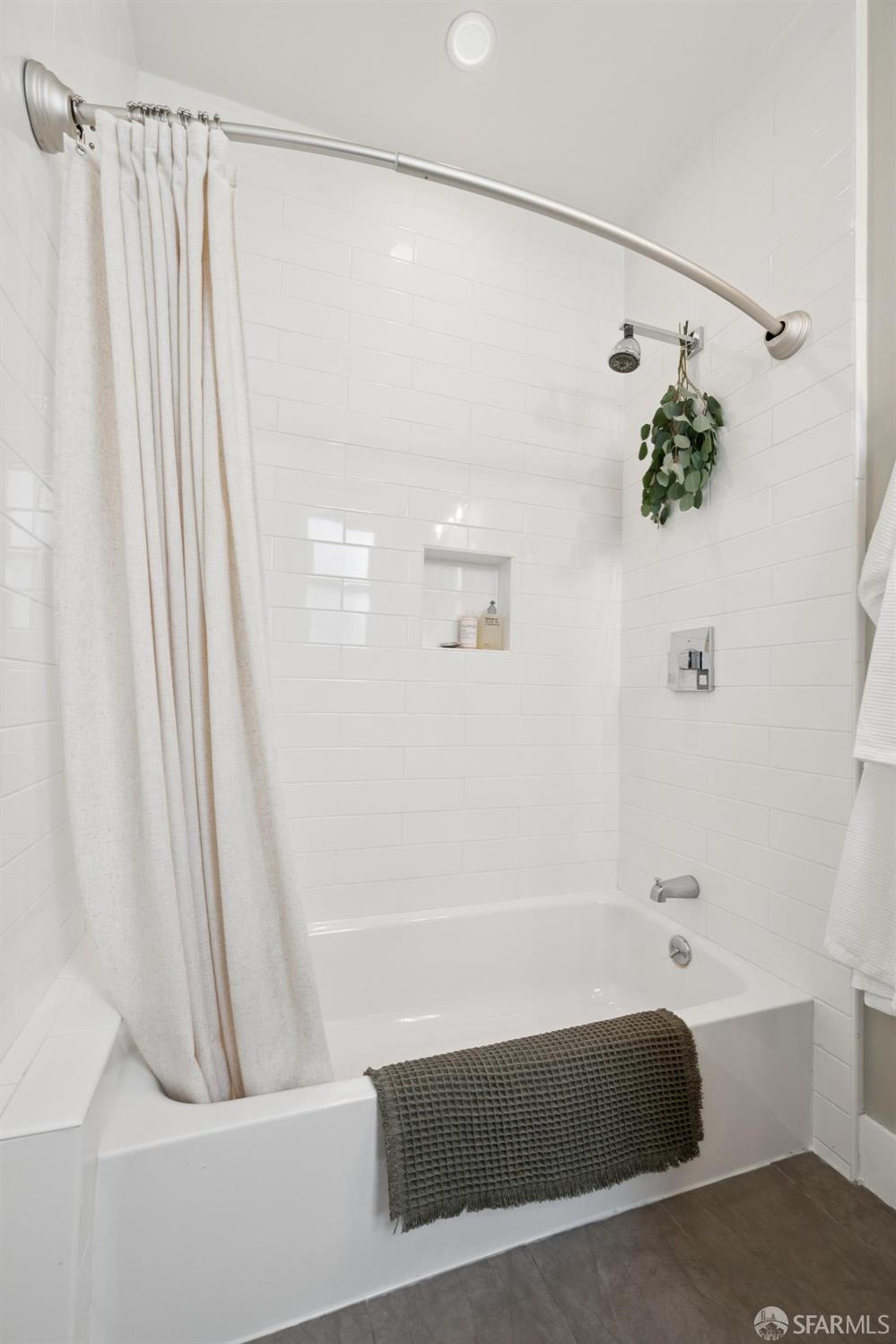 Photo #29: 426113044 Listing: Photo #29