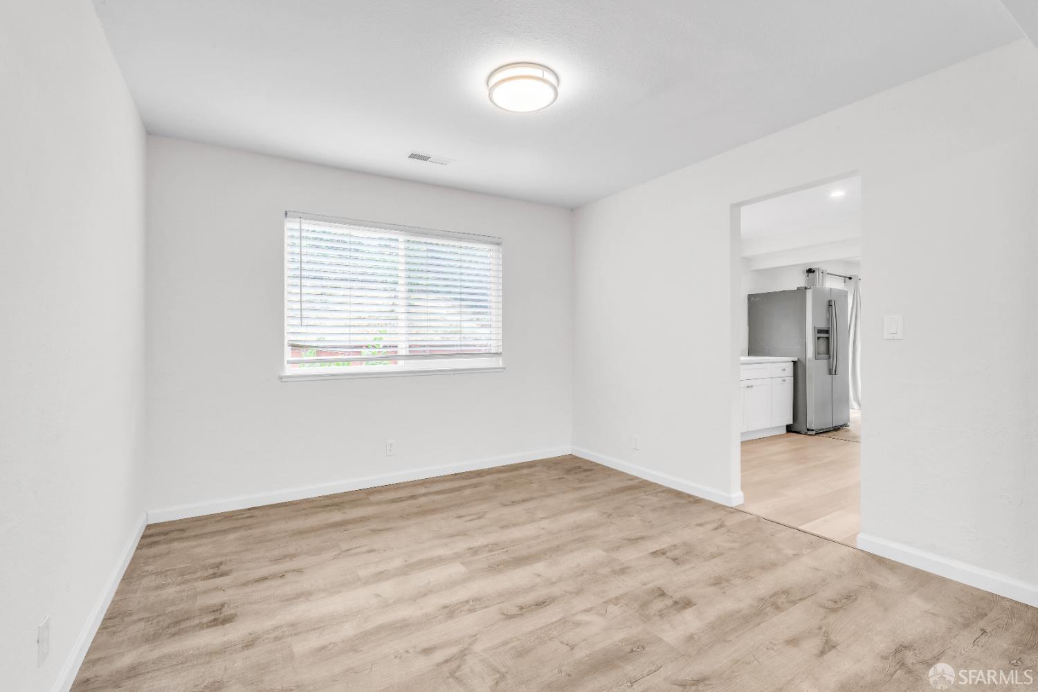 Detail Gallery Image 6 of 39 For 3724 Carol St, Pinole,  CA 94564 - 4 Beds | 2/1 Baths