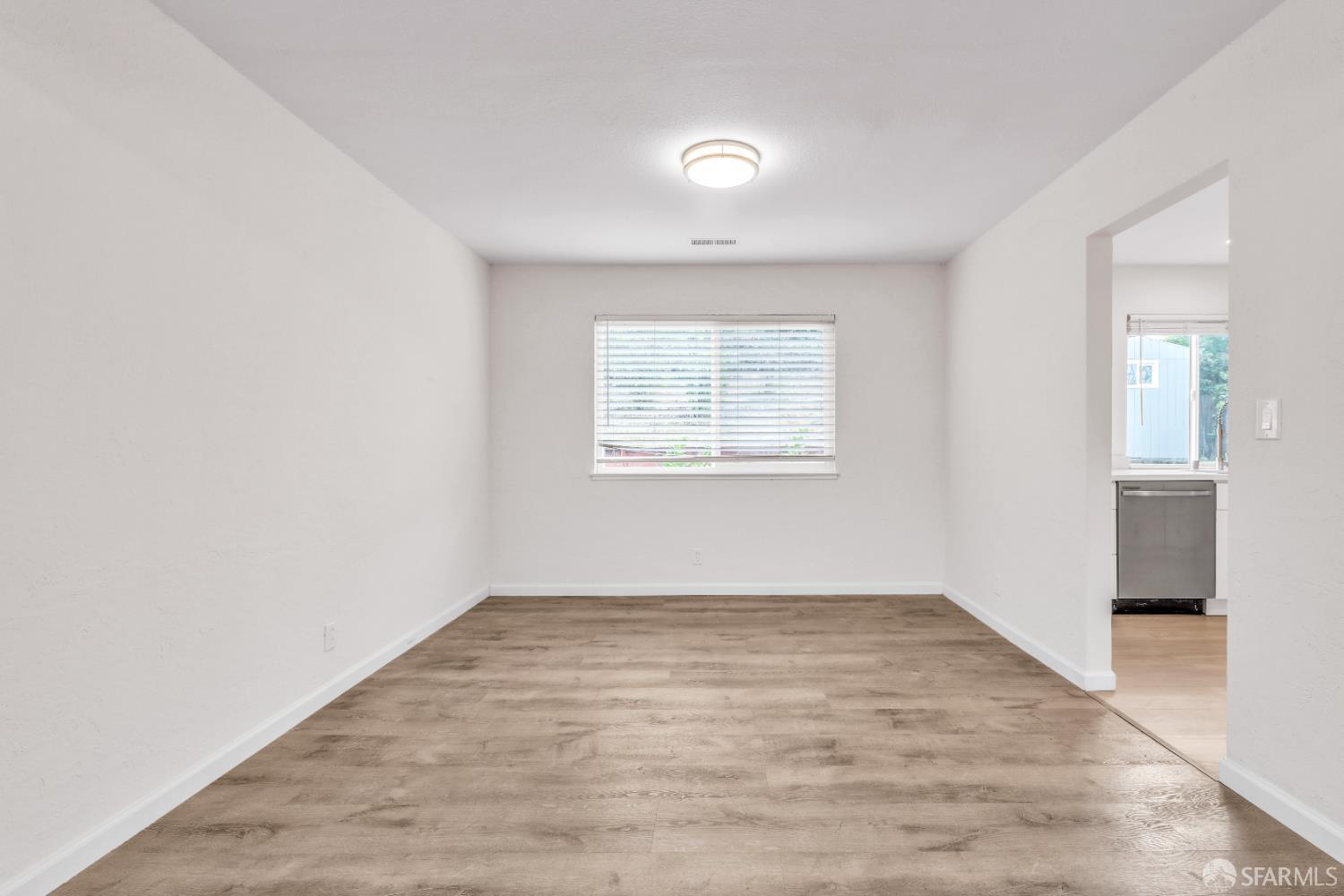 Detail Gallery Image 7 of 39 For 3724 Carol St, Pinole,  CA 94564 - 4 Beds | 2/1 Baths