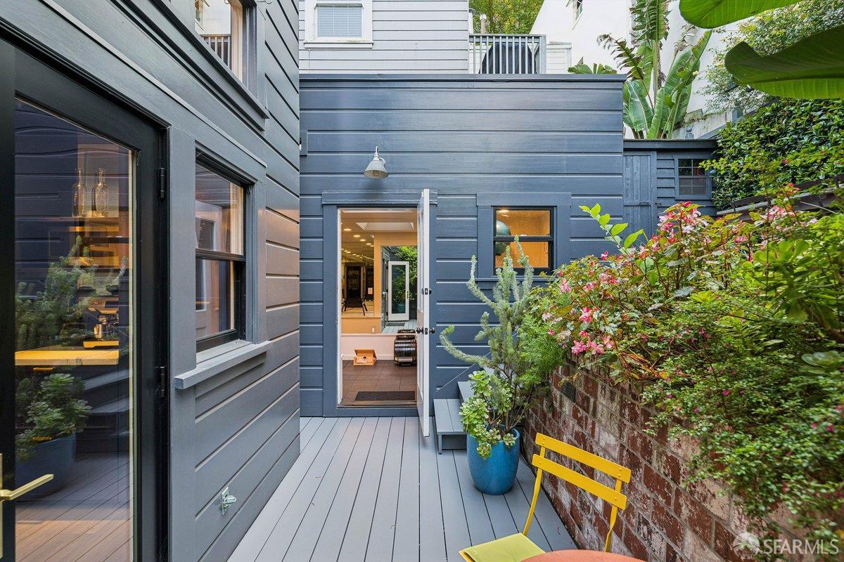 Detail Gallery Image 82 of 99 For 7 Broderick St, San Francisco,  CA 94117 - 4 Beds | 3/1 Baths