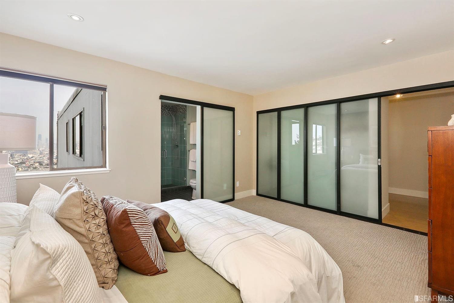 Photo #13: 426119320 Listing: Photo #13