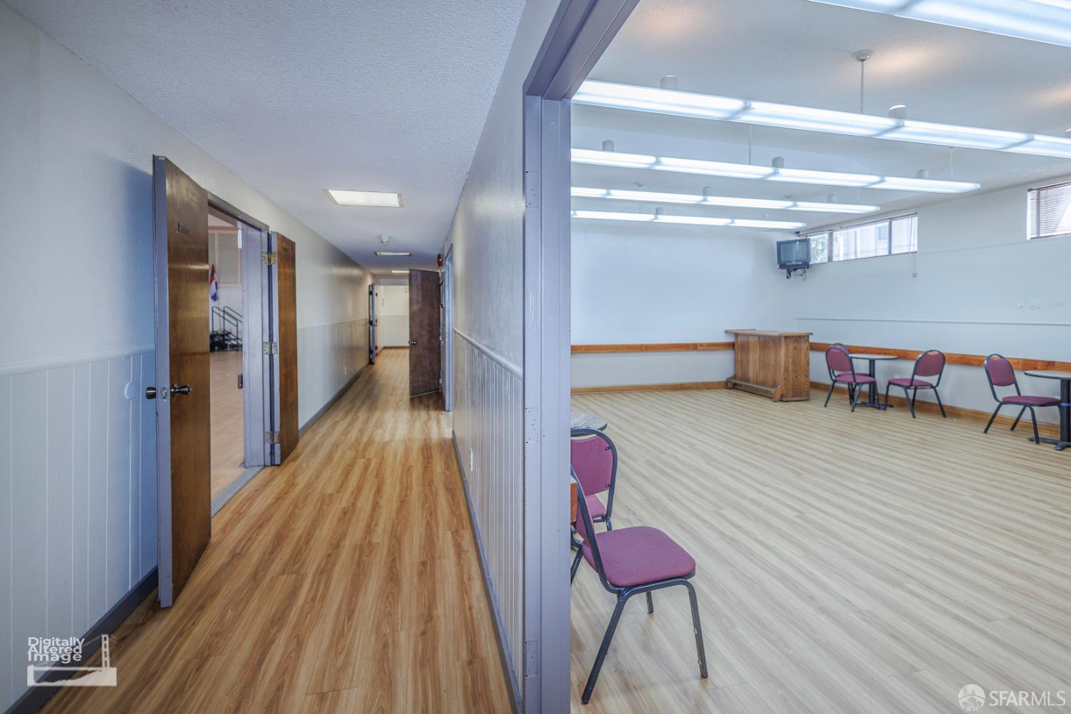 Detail Gallery Image 3 of 6 For 60 Onondaga Ave, San Francisco,  CA 94112 - – Beds | – Baths