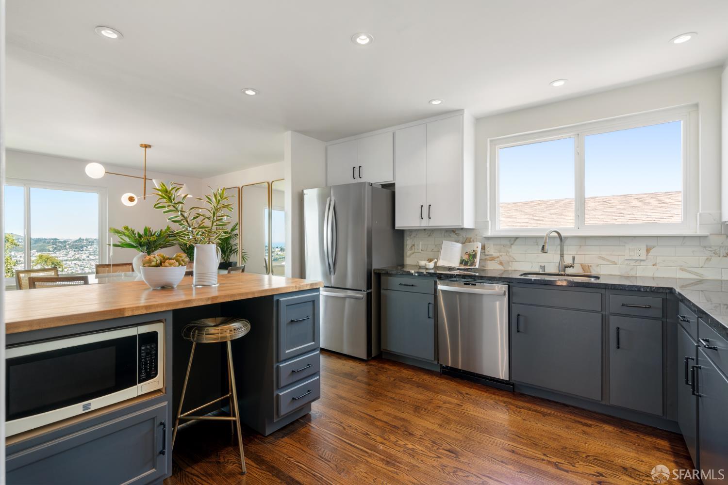 Detail Gallery Image 13 of 40 For 84 Caroline Way, Daly City,  CA 94014 - 2 Beds | 2 Baths