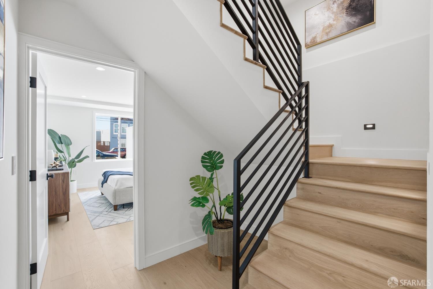 Detail Gallery Image 47 of 75 For 511 Edinburgh St, San Francisco,  CA 94112 - 4 Beds | 4/1 Baths